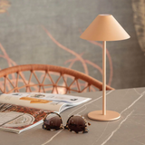 Lampe en cône de sérénité