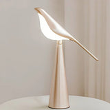 Lumière Serene Magpie