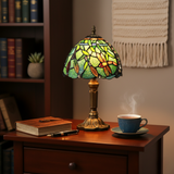 Lampe en forme d'éléphant avec vitraux