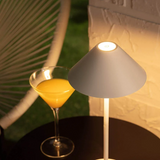Lampe en cône de sérénité